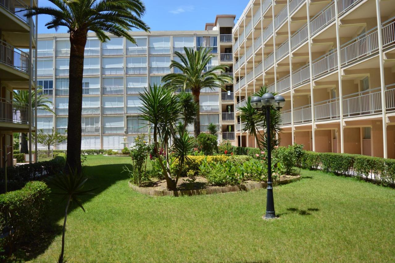Relax Apartment ลาปีเนดา ภายนอก รูปภาพ